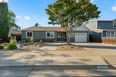 3986 California Way