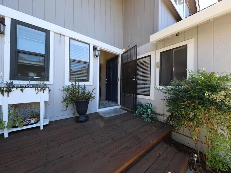 448 Creekside Lane, Morgan Hill, CA 95037