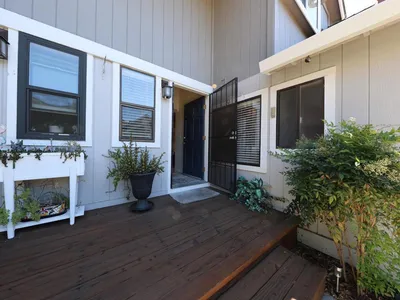 448 Creekside Lane