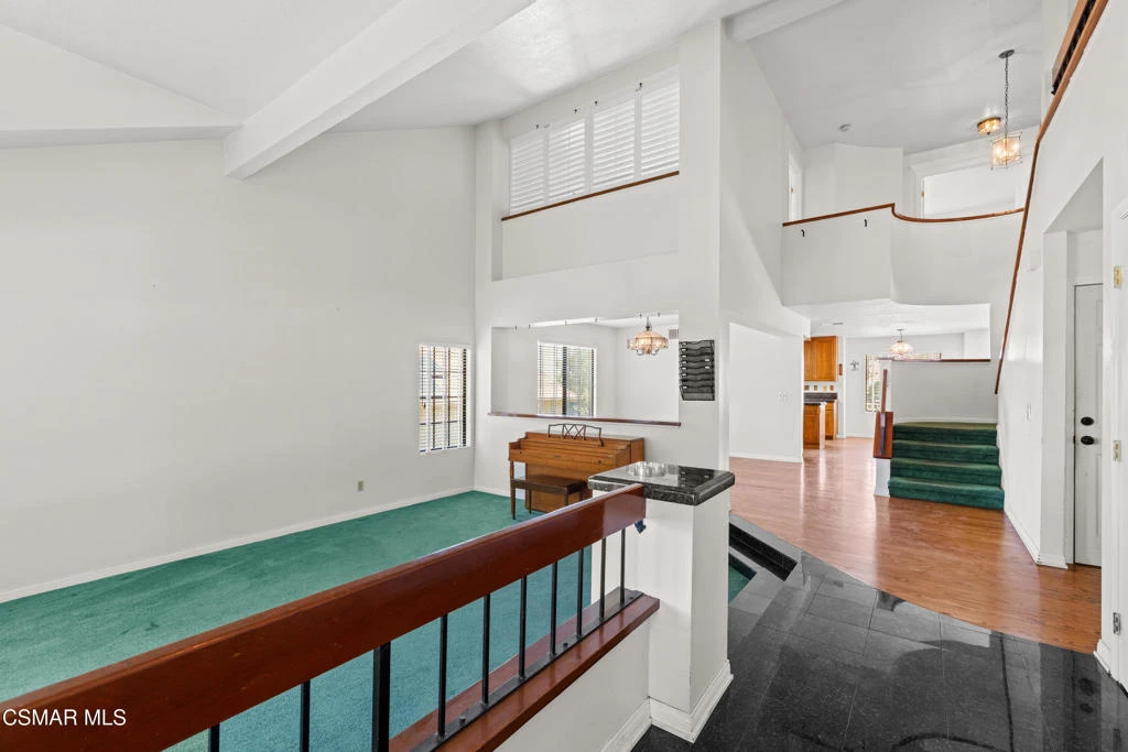 Interior 3