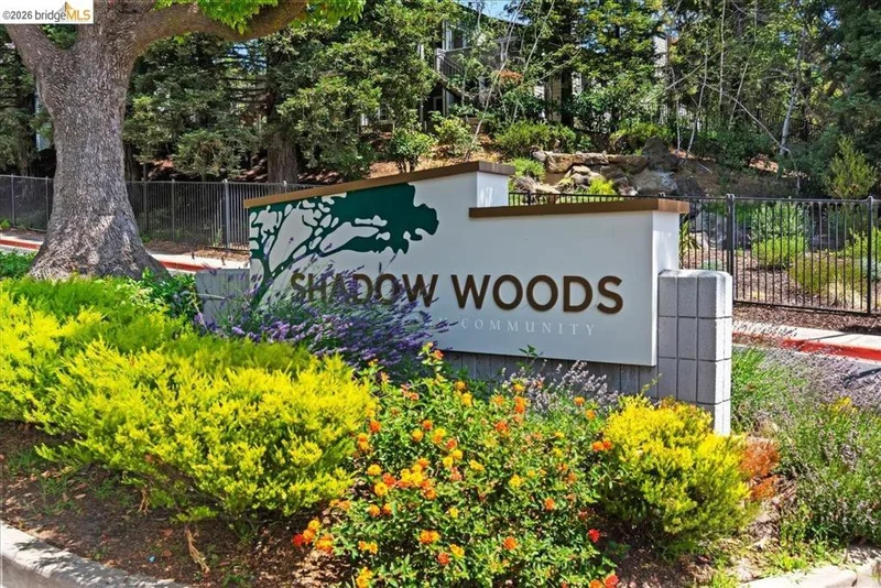660 Canyon Oaks Dr B, Oakland, CA 94605