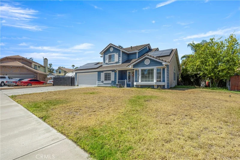 1176 W Buxton photo 2
