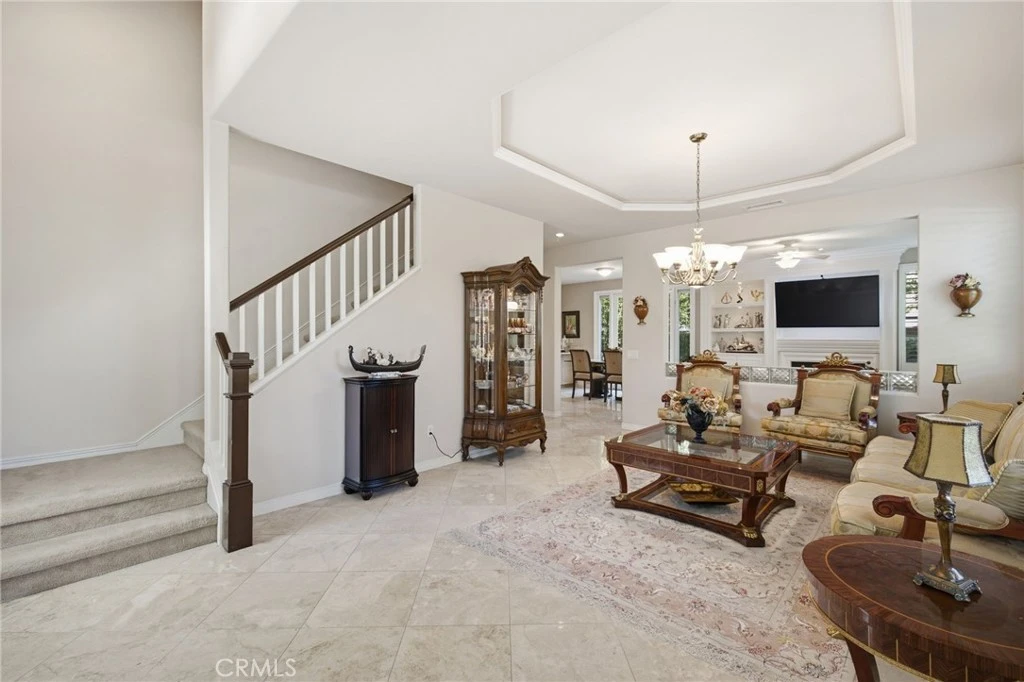 Interior 3