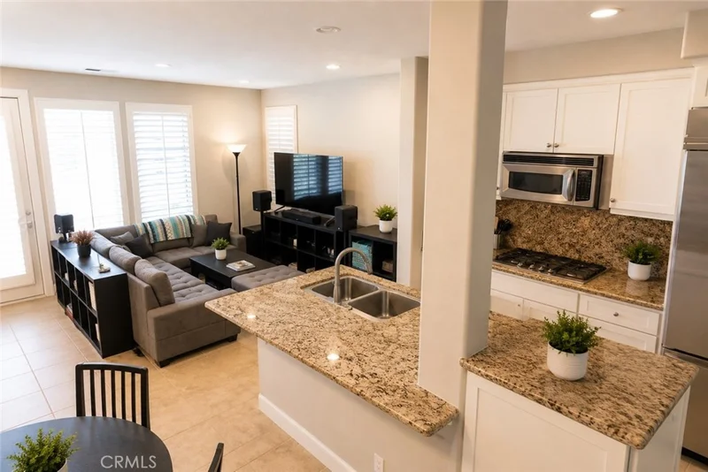 5511 W 149 Place 9, Hawthorne, CA 90250
