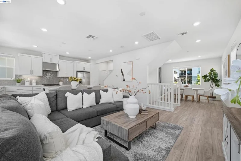 9137 Seawind Way, Newark, CA 94560
