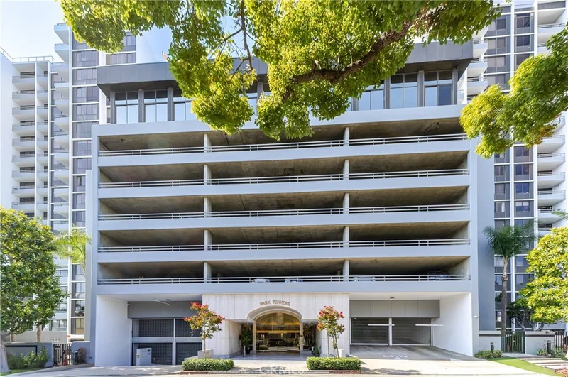 343 Pioneer Drive Ph2, Glendale, CA 91203