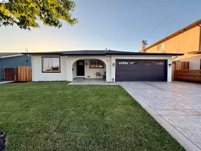 1323 Canton Dr