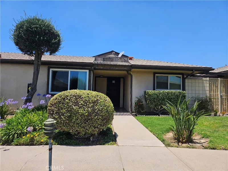 999 E Valley 56