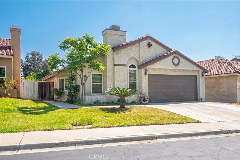 Photo 2 of 1237 S Althea Avenue
