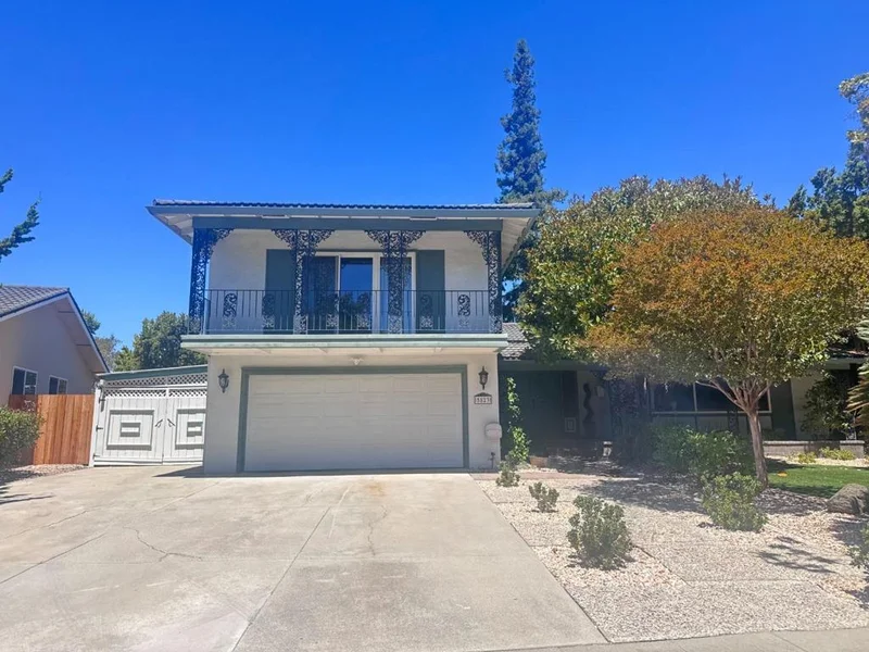 5823 Antigua Drive