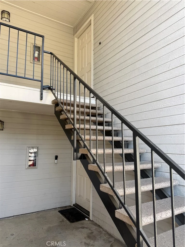 1309 W Mission Boulevard 8 photo 2