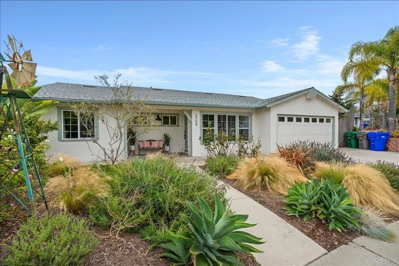 2704 Merlin Place, Oceanside, CA 92054