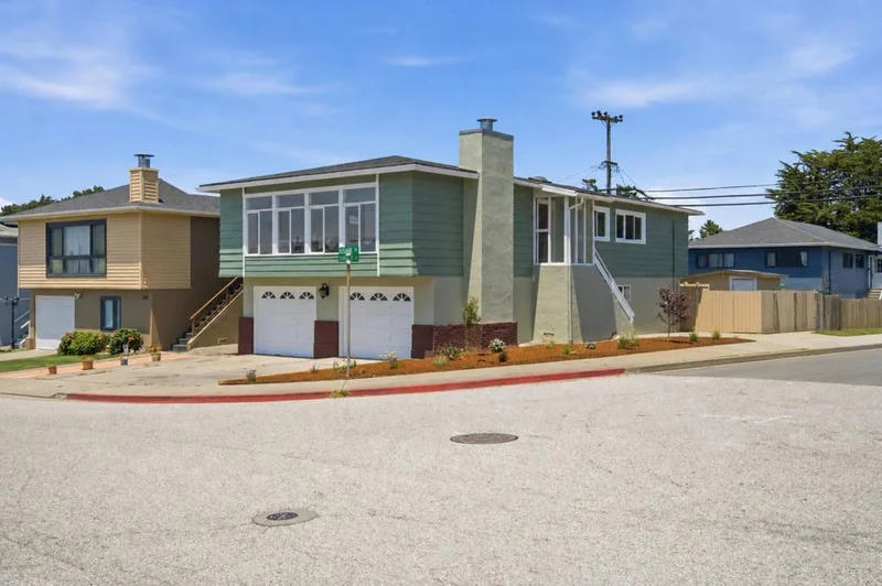 201 Springdale Drive, Pacifica, CA 94044