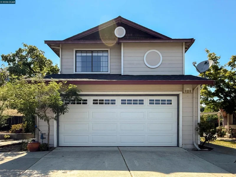 Photo 2 of 150 Pico Pl