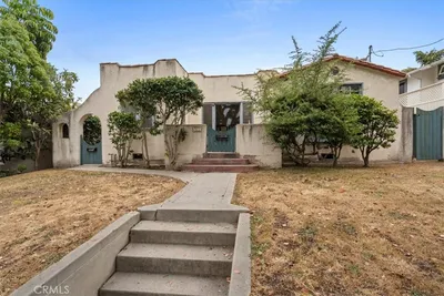 422 W Palm Avenue