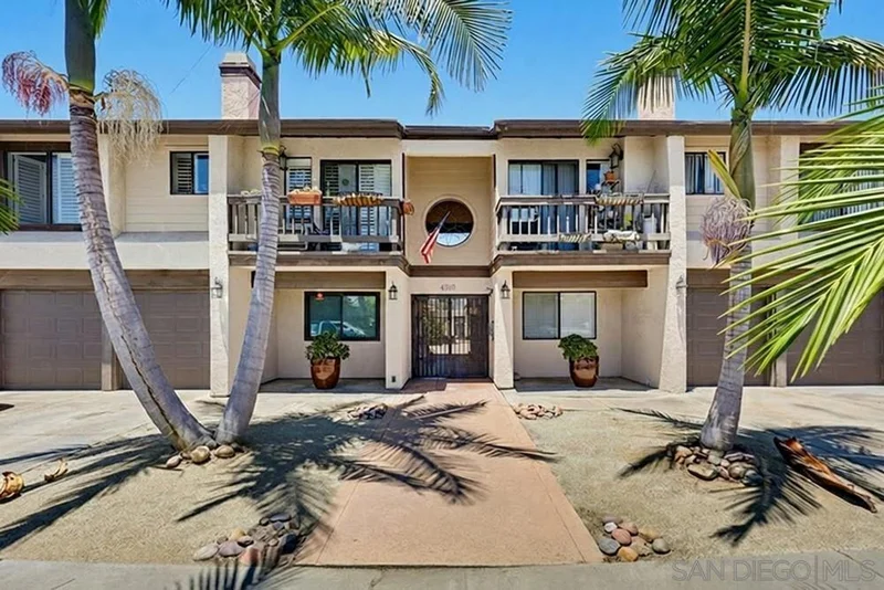 4510 34th St 12, San Diego, CA 92116