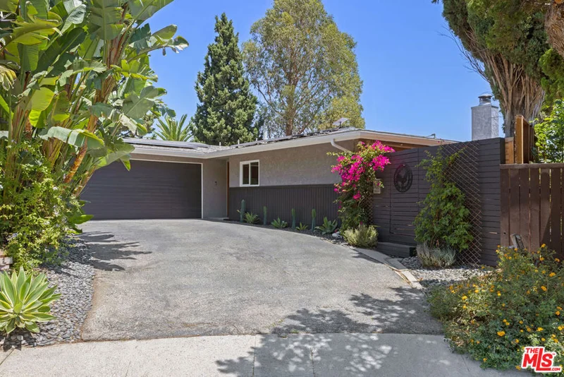4801 Sonata Lane, Los Angeles, CA 90042