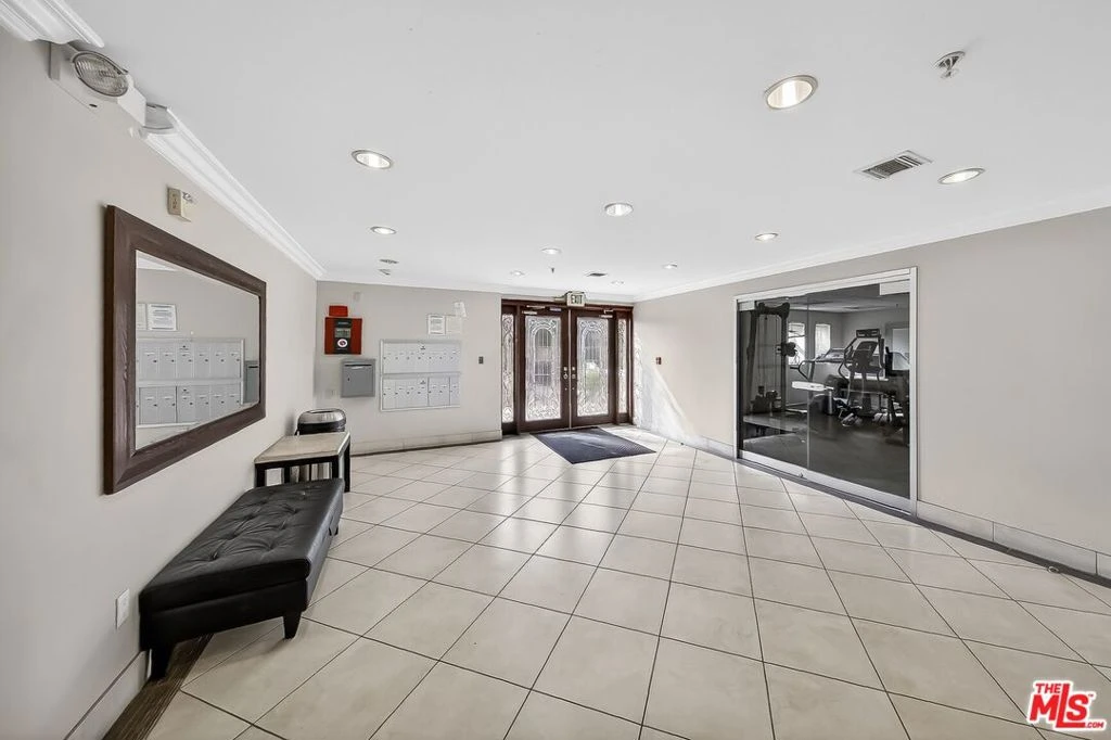 Interior 2