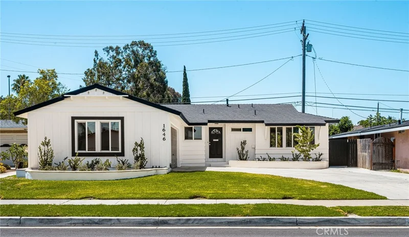 1646 W Alomar, Anaheim, CA 92802
