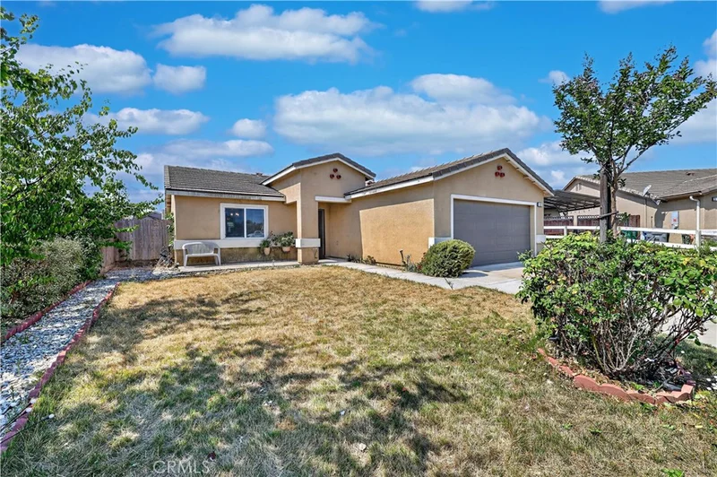 557 Camellia Drive, Chowchilla, CA 93610