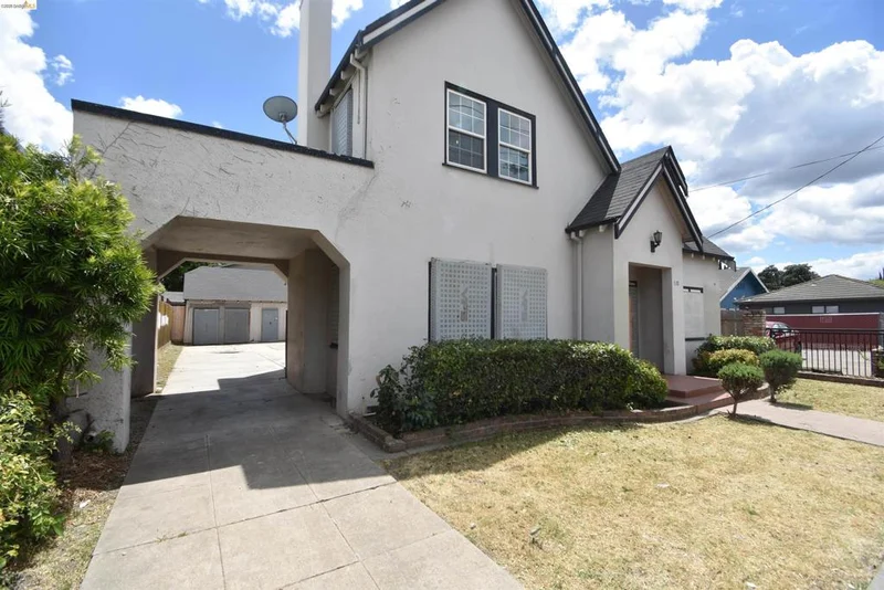 520 W Harding Way, Stockton, CA 95204