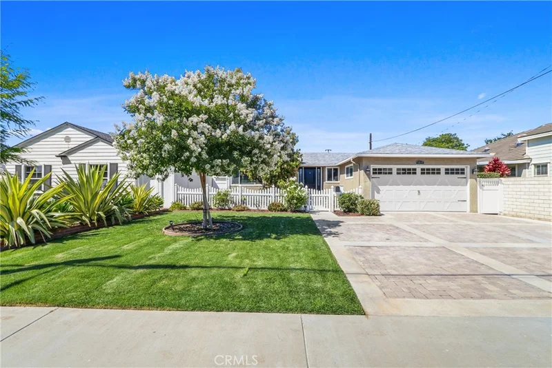1015 E Elm Street, Brea, CA 92821