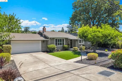 1131 Camino Tassajara