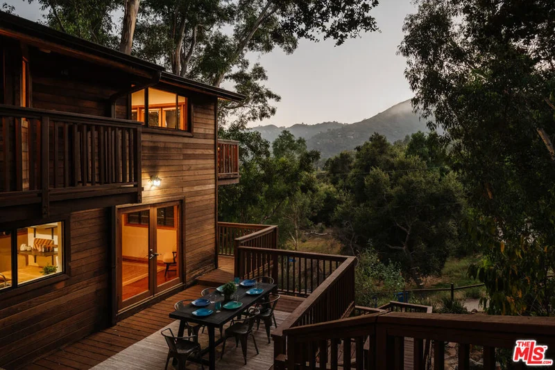 517 Canon View Trail, Topanga, CA 90290
