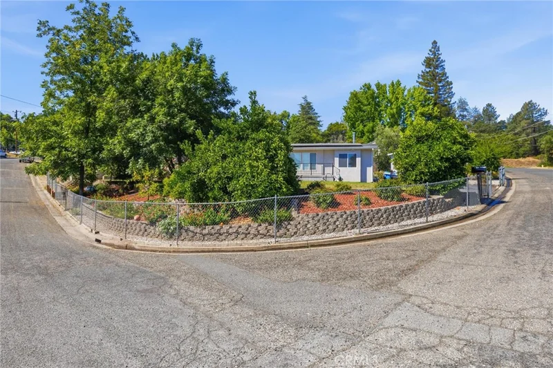 17 Southview Drive
