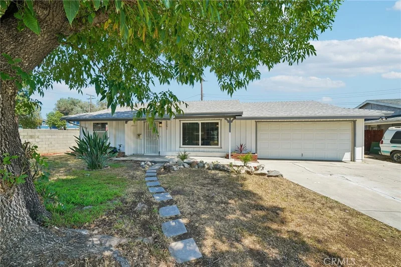 9091 Savoy Street, Riverside, CA 92503