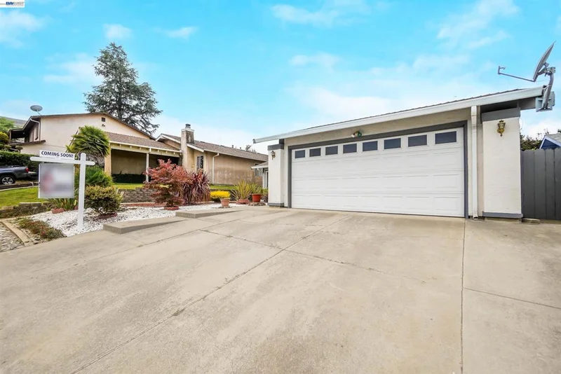 22633 Mossy Rock Drive, Hayward, CA 94541