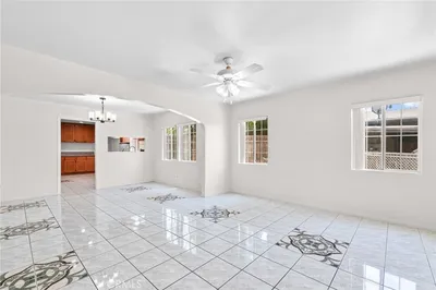 2515 Mayberry Street photo 2