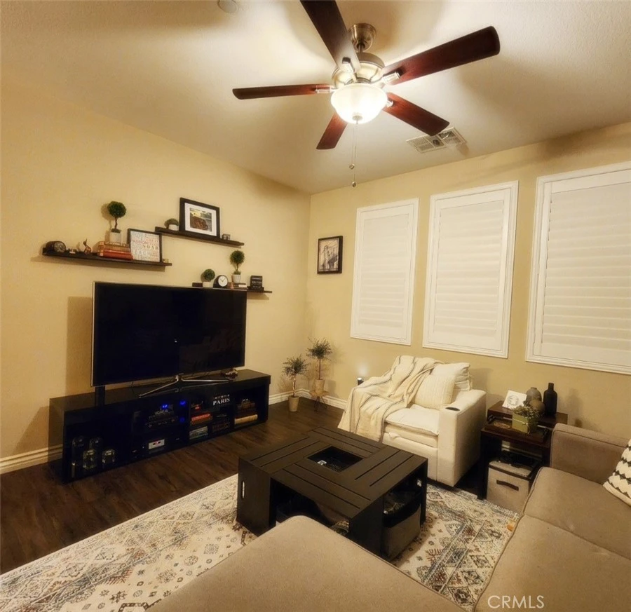 Interior 2
