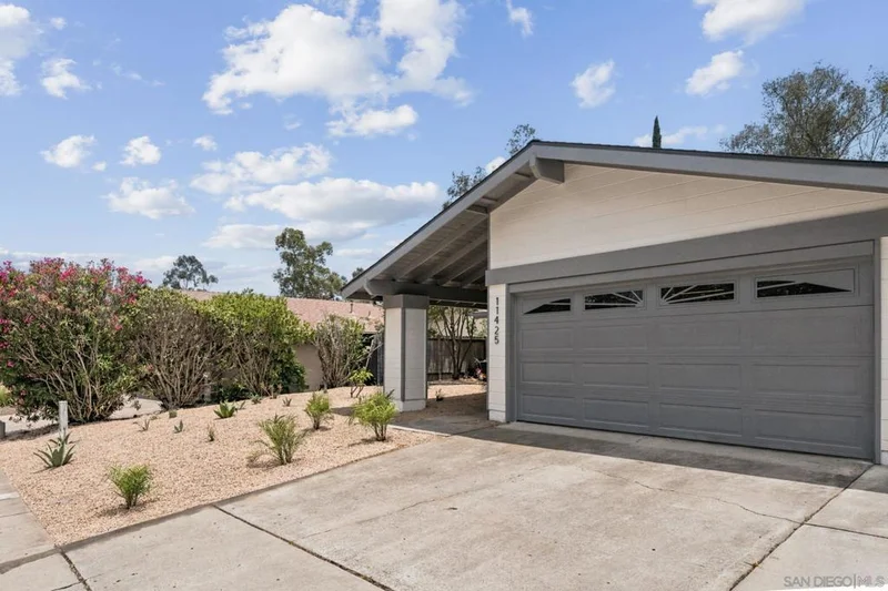 11425 Tribuna Avenue, San Diego, CA 92131