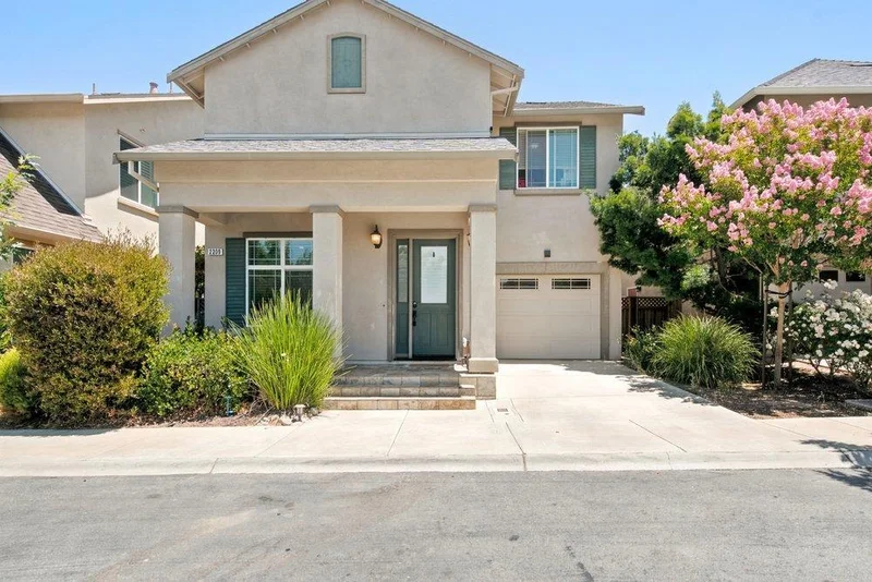 2209 Sahara Circle, Hollister, CA 95023