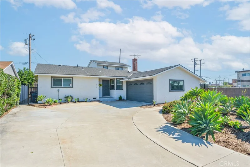 912 Hill Ave, Fullerton, CA 92832