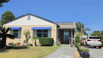 4902 Doreen