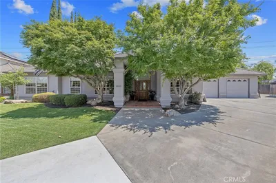 2833 E Laura Court