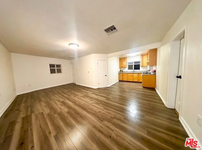 4343 W 4th Street D