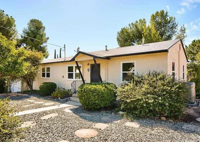 4170 N Bonita
