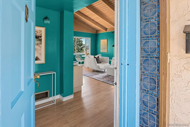 8500 Hillcrest, La Mesa, CA 91941
