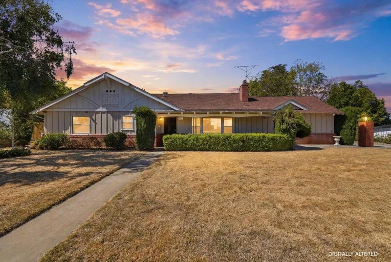 230 E Sunset Drive N, Redlands, CA 92373
