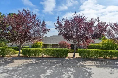 995 Woodland Drive