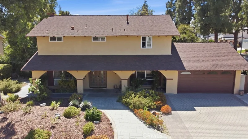 1517 Moonbeam Place