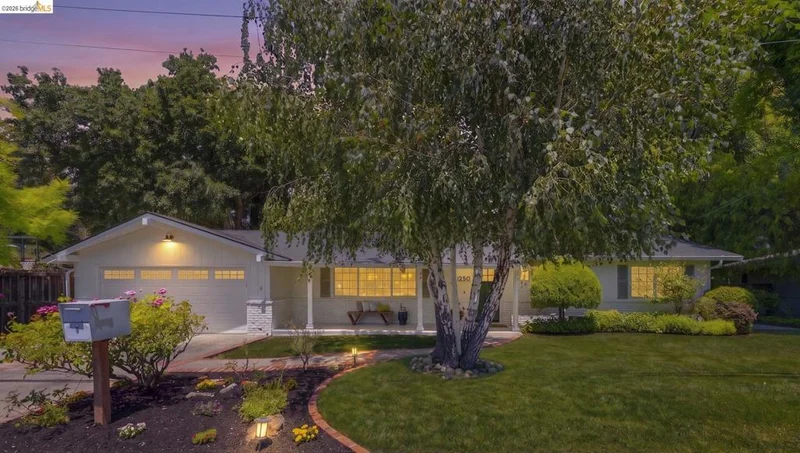 1250 Elmwood Dr, Walnut Creek, CA 94597