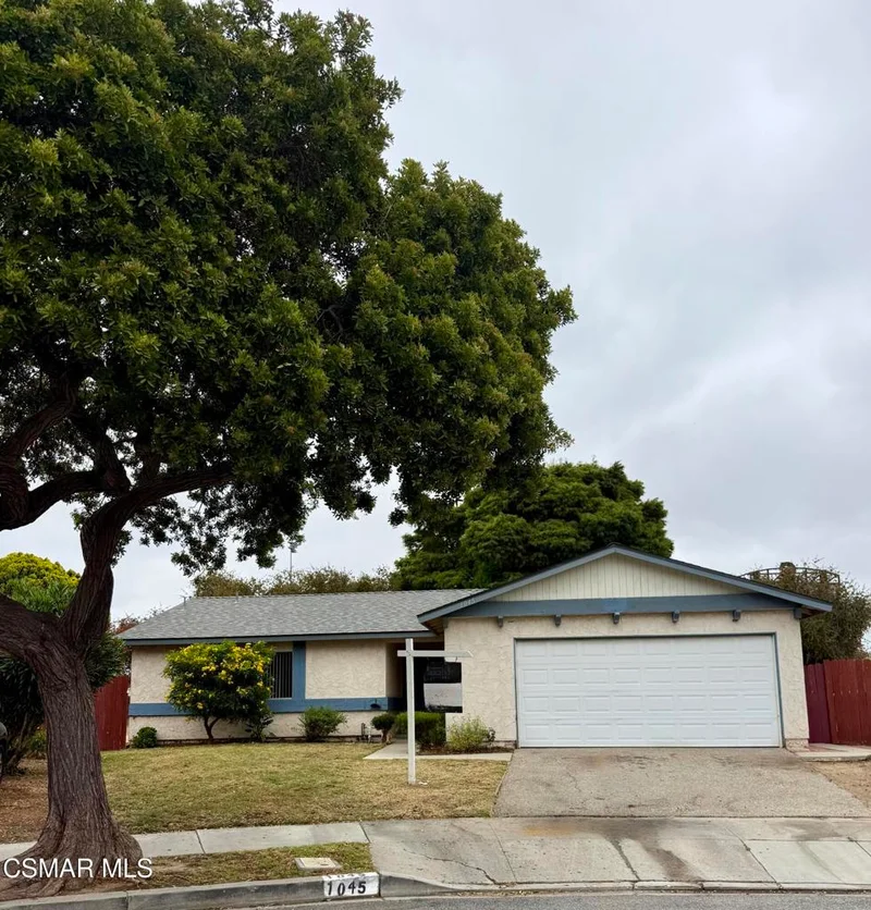 1045 Evanston Place, Oxnard, CA 93033