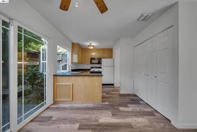 8848 La Riviera Dr B photo 2
