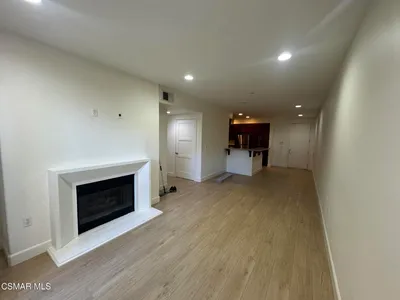 14412 Killion Street 102 photo 2