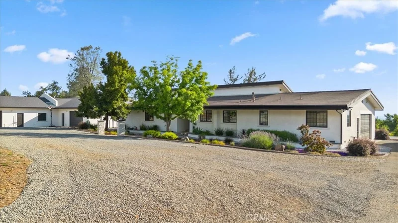857 Mount Ida Road