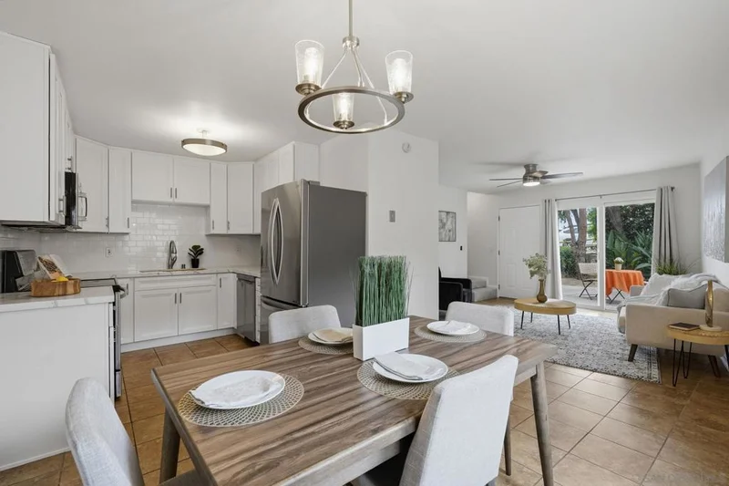 5725 Linda Vista Rd 14, San Diego, CA 92110